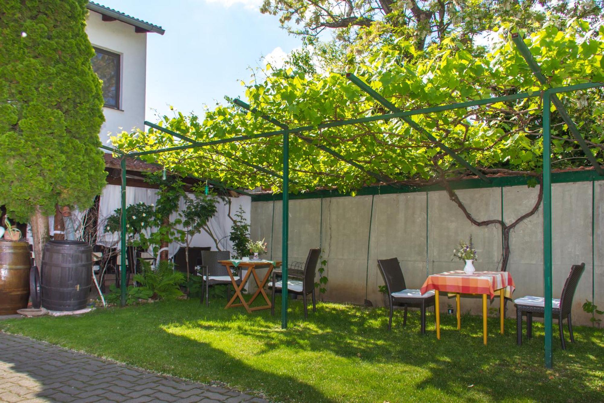 Appartement Roiss Podersdorf am See Exterior photo